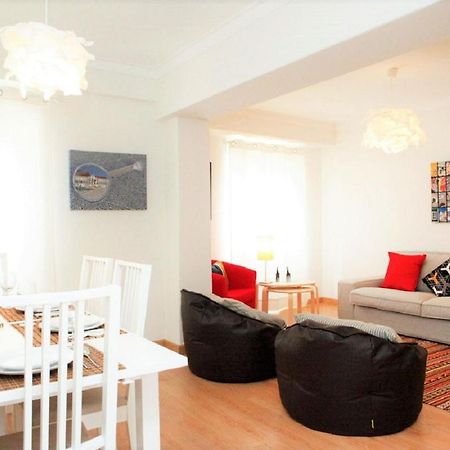 Family Central Apartment In Sao Pedro Do Estoril Exterior photo