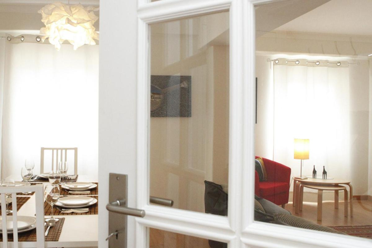 Family Central Apartment In Sao Pedro Do Estoril Exterior photo
